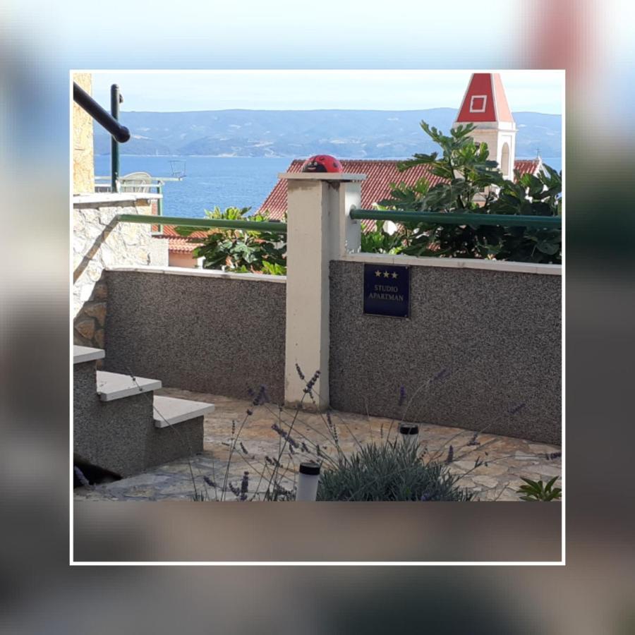 Judita Omiš Exterior foto
